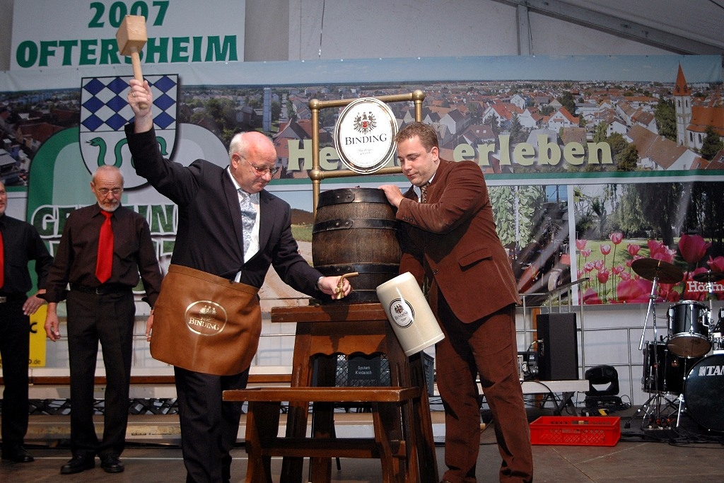 Fassbieranstich Gemeindefest 2007 Fassbieranstich Gemeindefest 2007