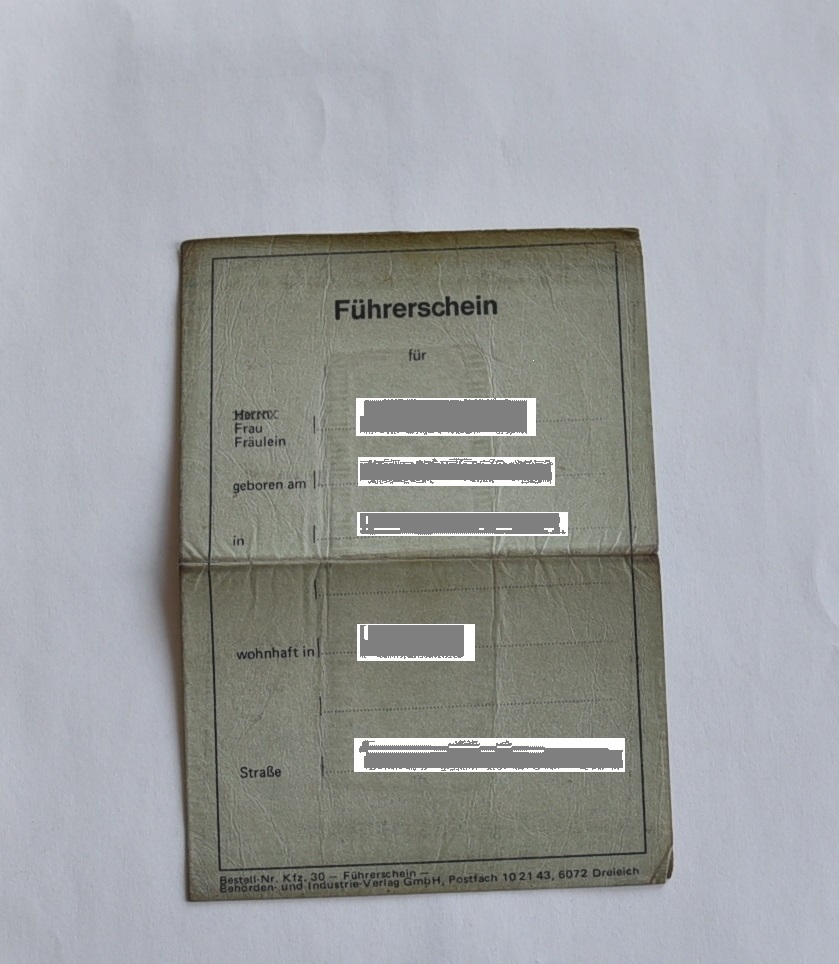 Alter grauer Führerschein (Symbolbild) Alter grauer Führerschein (Symbolbild)
