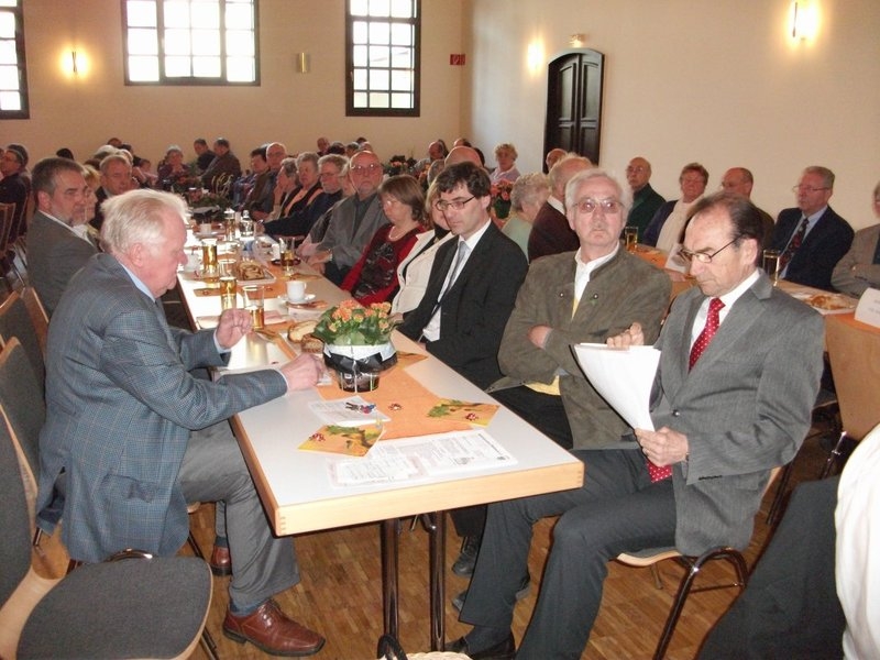 Tillmann Hettinger Nachfolger von Peter Wierer Tillmann Hettinger Nachfolger von Peter Wierer