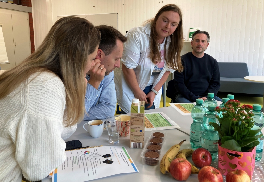 Besprechung beim Elternstützpunkt Besprechung beim Elternstützpunkt