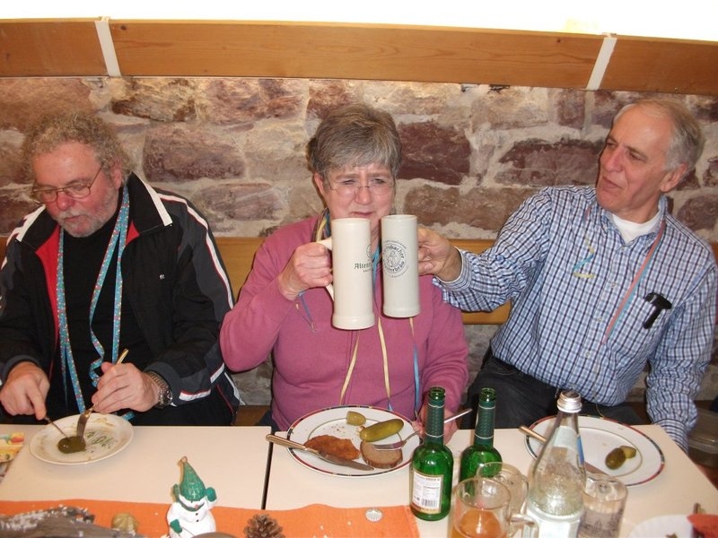 Lustigen Vereinsausflug beim Bierabend des Gartenbauvereins erlebt Lustigen Vereinsausflug beim Bierabend des Gartenbauvereins erlebt