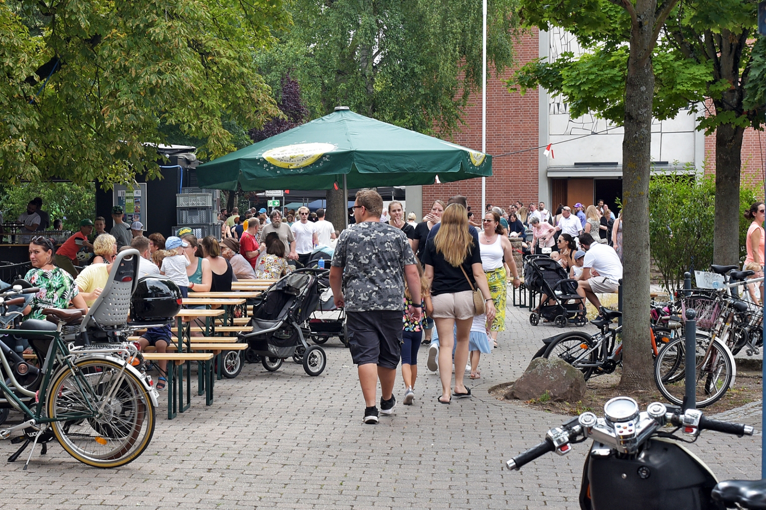 Ortsmittefest (Foto: Gemeinde)