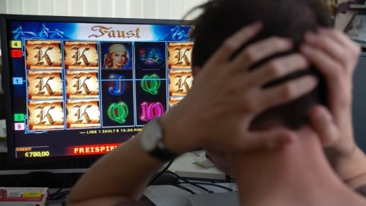 Spielsucht - Bild RNK Spielsucht - Bild RNK