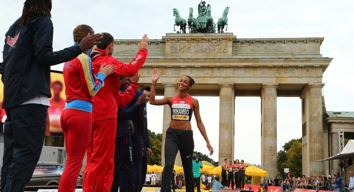 Berlin fliegt - Malaika (2014) Berlin fliegt - Malaika (2014)