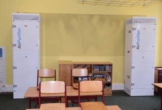Luftfilter in einem Klassenzimmer der Friedrich-Ebert-Schule Luftfilter in einem Klassenzimmer der Friedrich-Ebert-Schule