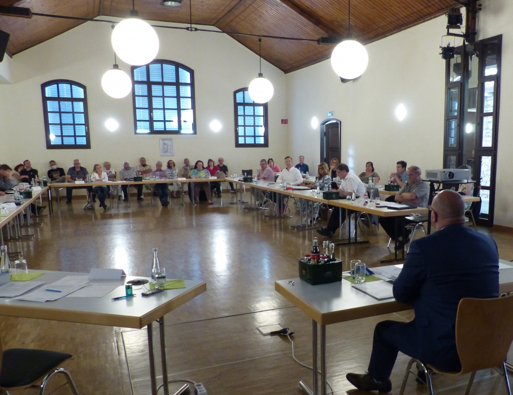 Gemeinderatssitzung am 19.05.2020 im Rose-Saal Gemeinderatssitzung am 19.05.2020 im Rose-Saal