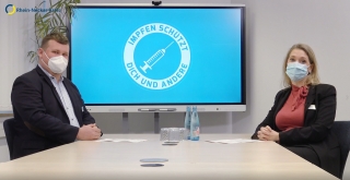 Bildhinweis (Quelle Landratsamt Rhein-Neckar-Kreis): Christoph Schulze und Dr. Anne Kühn im Gespräch. Bildhinweis (Quelle Landratsamt Rhein-Neckar-Kreis): Christoph Schulze und Dr. Anne Kühn im Gespräch.