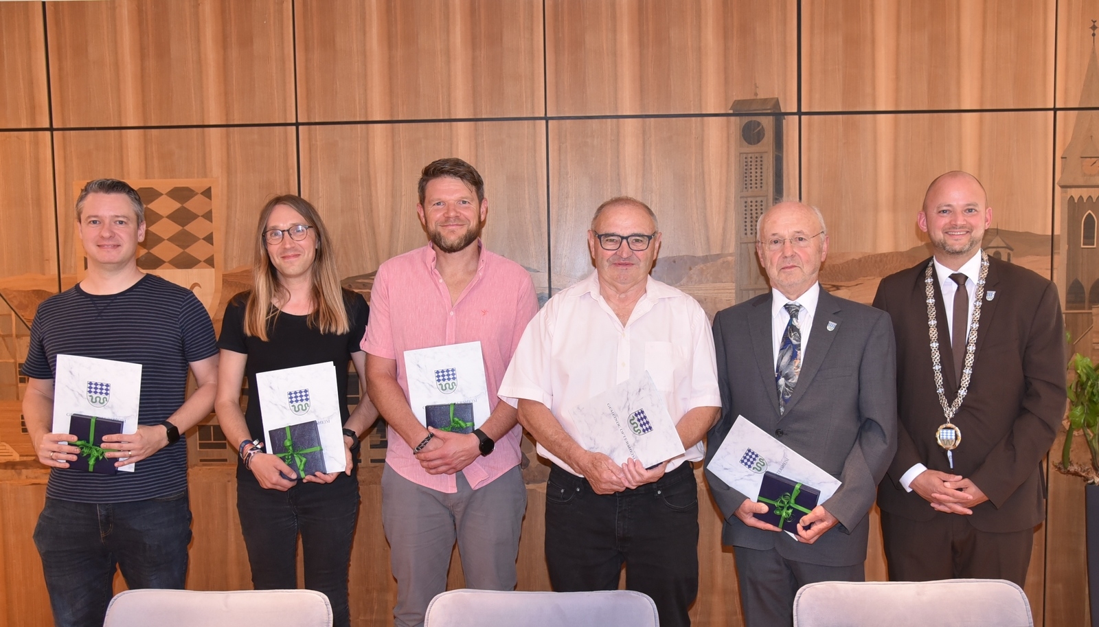 Diese Räte sind ausgeschieden: Daniel Cloutier, Patrick Alberti, Dr. Martin Schmitt, Herbert Gieser, Werner Kerschgens