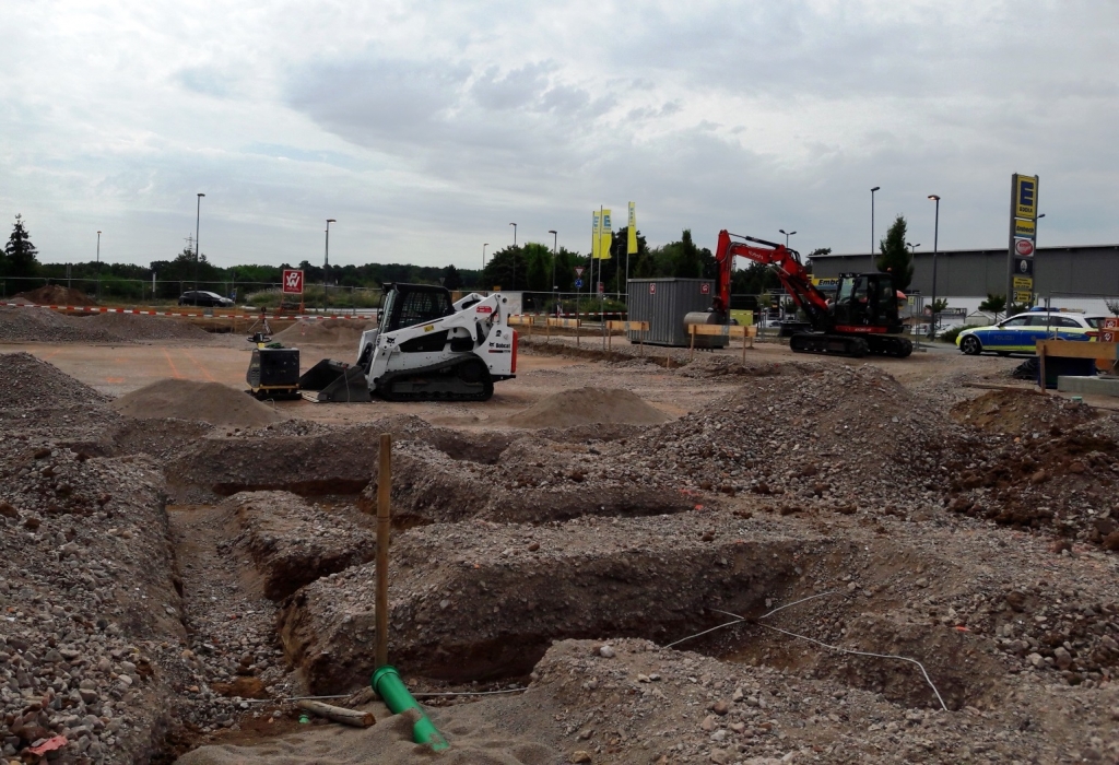 Baustelle Rettungszentrum.jpg Baustelle Rettungszentrum.jpg