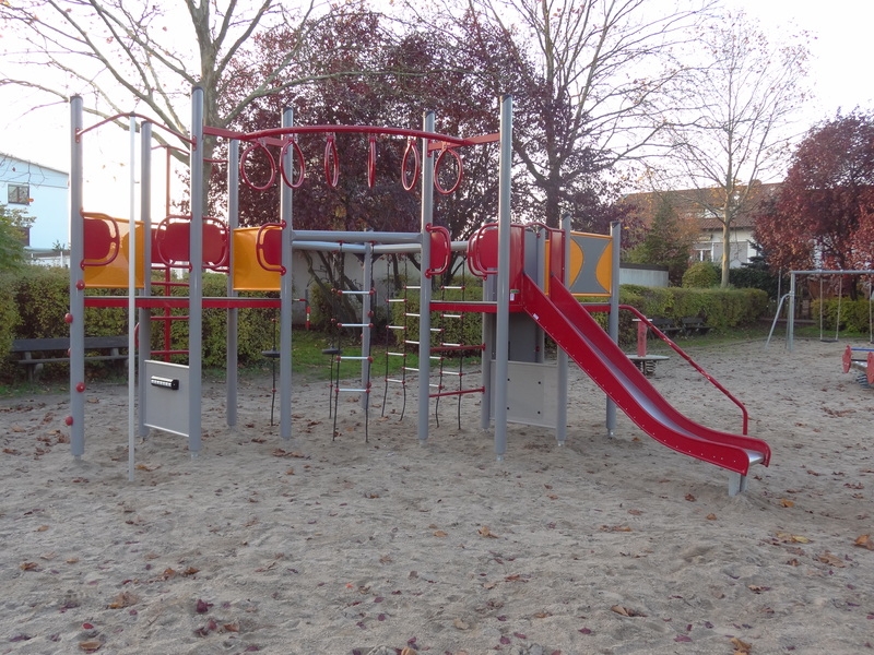 Spielplatz Plankstadter Str. Spielplatz Plankstadter Str.
