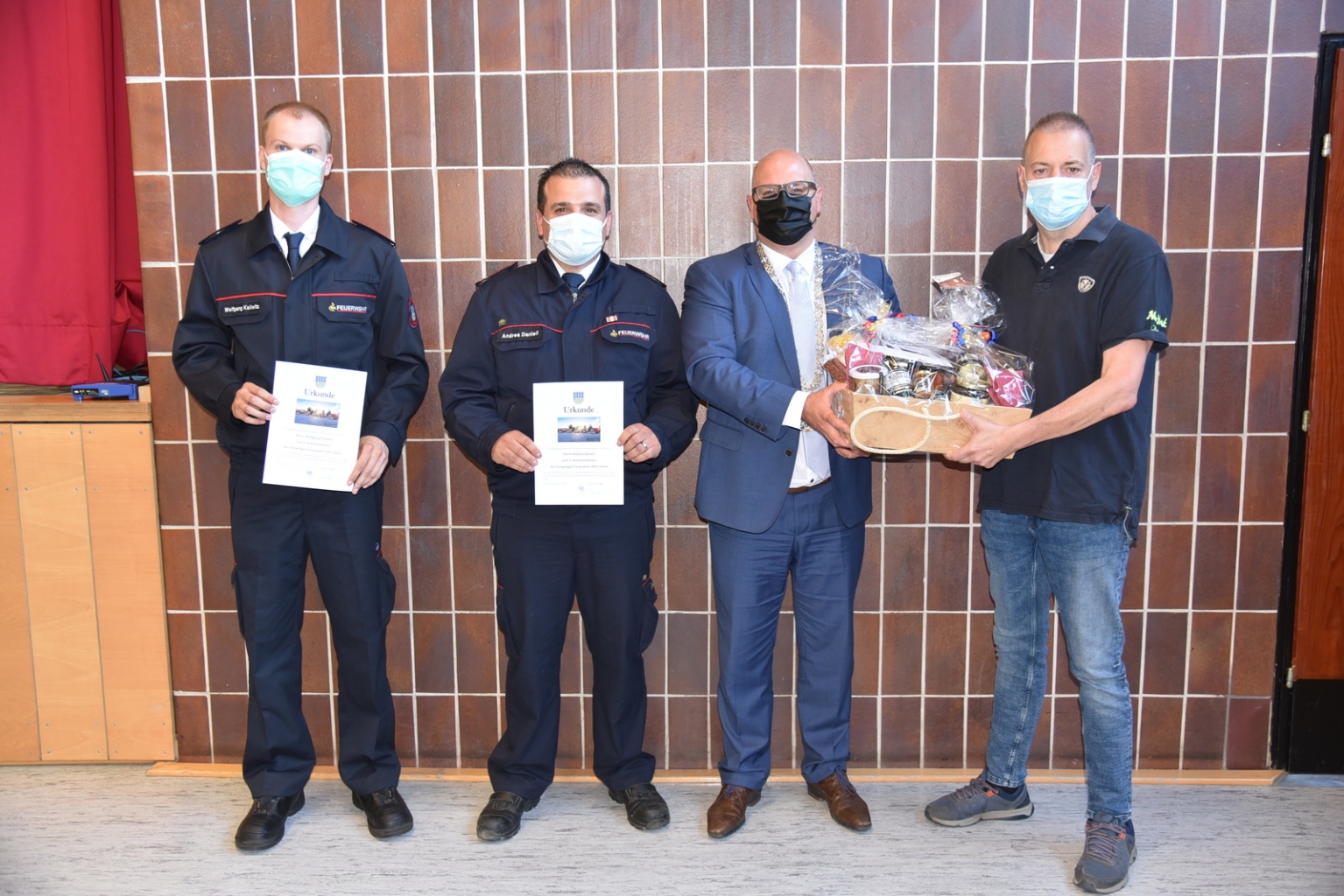 von links nach rechts: Wolfgang Kollwitz, Andrea Danieli, Bürgermeister Jens Geiß, Rüdiger Laser