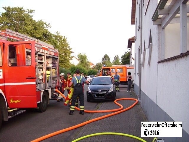 B2 07.06.16 Gasflaschenbrand1.jpg