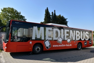 Außenansicht des Medienbusses (Bild: Zentrum für Inklusion) Außenansicht des Medienbusses (Bild: Zentrum für Inklusion)