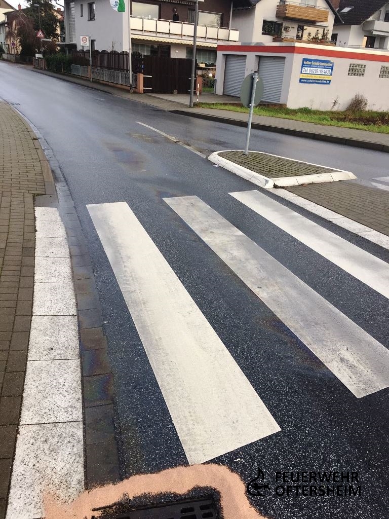 Ölspur groß 24.12.2016 FFO6.jpeg