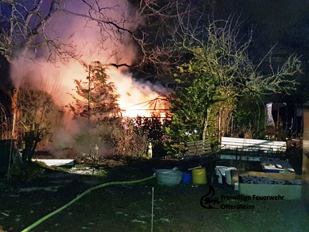 Gartenhausbrand 19.12.2017 FFO12.jpeg
