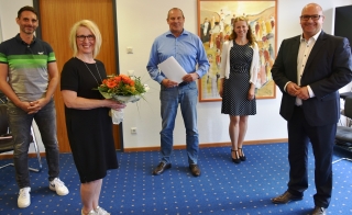 vlnr: Thomas Lorenz, Sibylle Östringer, Thomas Kobbert, Susanne Barisch, Bürgermeister Jens Geiß vlnr: Thomas Lorenz, Sibylle Östringer, Thomas Kobbert, Susanne Barisch, Bürgermeister Jens Geiß