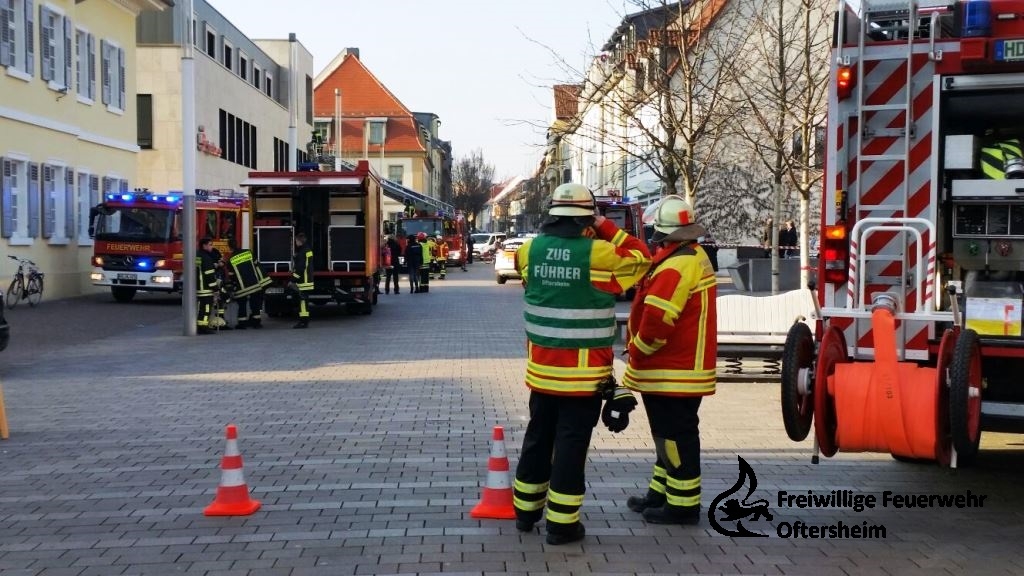 Feuer Keller Sparkasse Schwetingen 15.02.2017 1.jpeg