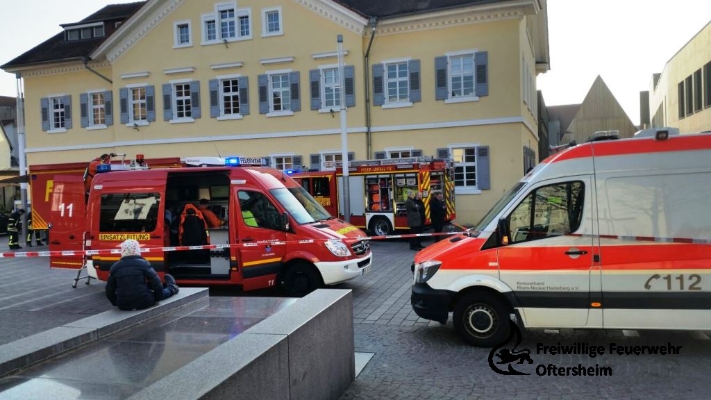 Feuer Keller Sparkasse Schwetingen 15.02.2017 7.jpeg