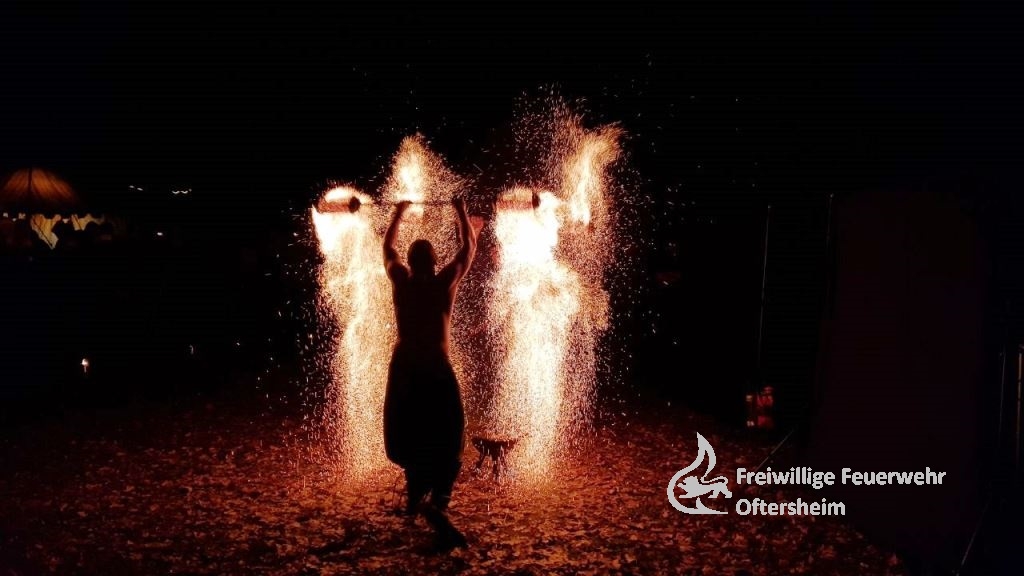 Feuersicherheitswachdienst Gartenbauverein Feuershow 09.12.2017 FFO4.jpeg
