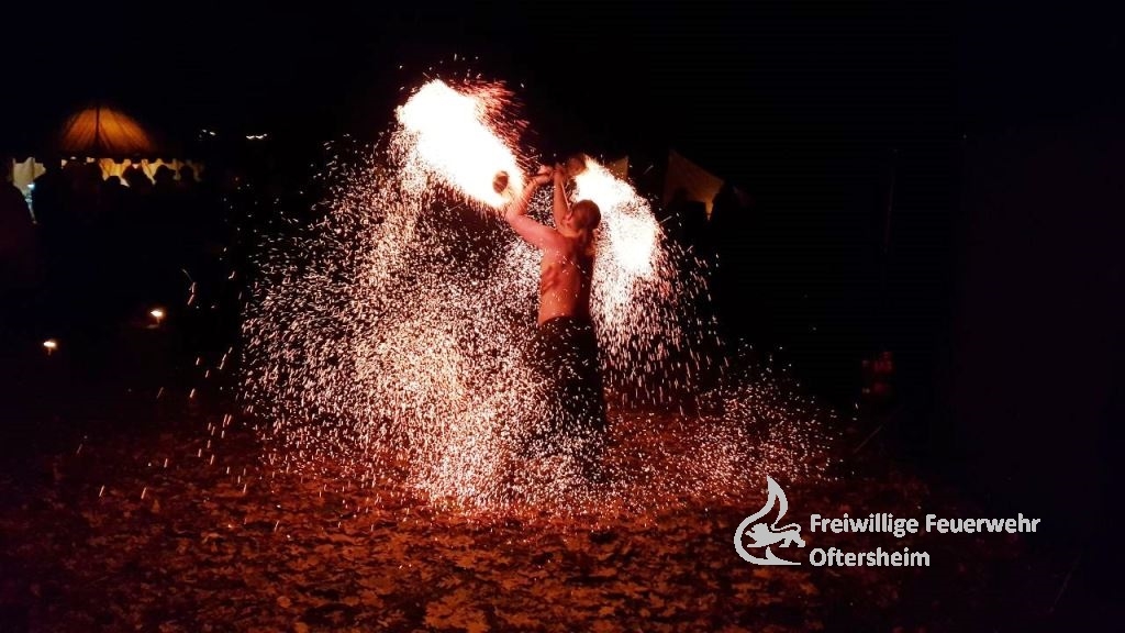 Feuersicherheitswachdienst Gartenbauverein Feuershow 09.12.2017 FFO5.jpeg