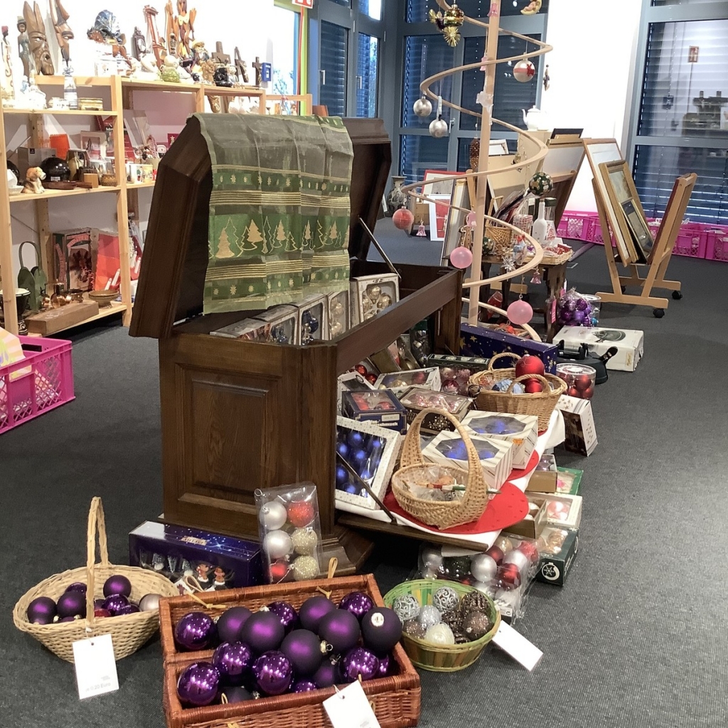 Nachhaltiges Weihnachtsfest mit Deko und Geschenken aus der zweiten sahne Foto: AVR Nachhaltiges Weihnachtsfest mit Deko und Geschenken aus der zweiten sahne Foto: AVR