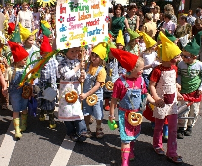 Sommertagszug 2007 12 Sommertagszug 2007 12