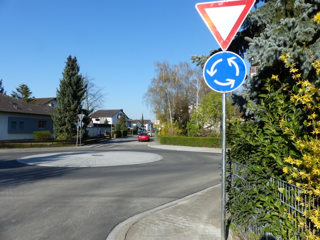 Kreisel2.JPG Kreisel2.JPG