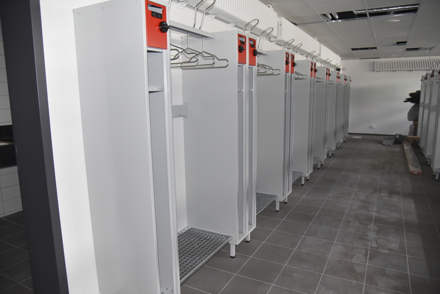 Rettungszentrum Innenansicht: Umkleiden