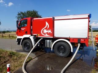 Symbolbild Feuerwehrlöschfahrzeug Symbolbild Feuerwehrlöschfahrzeug