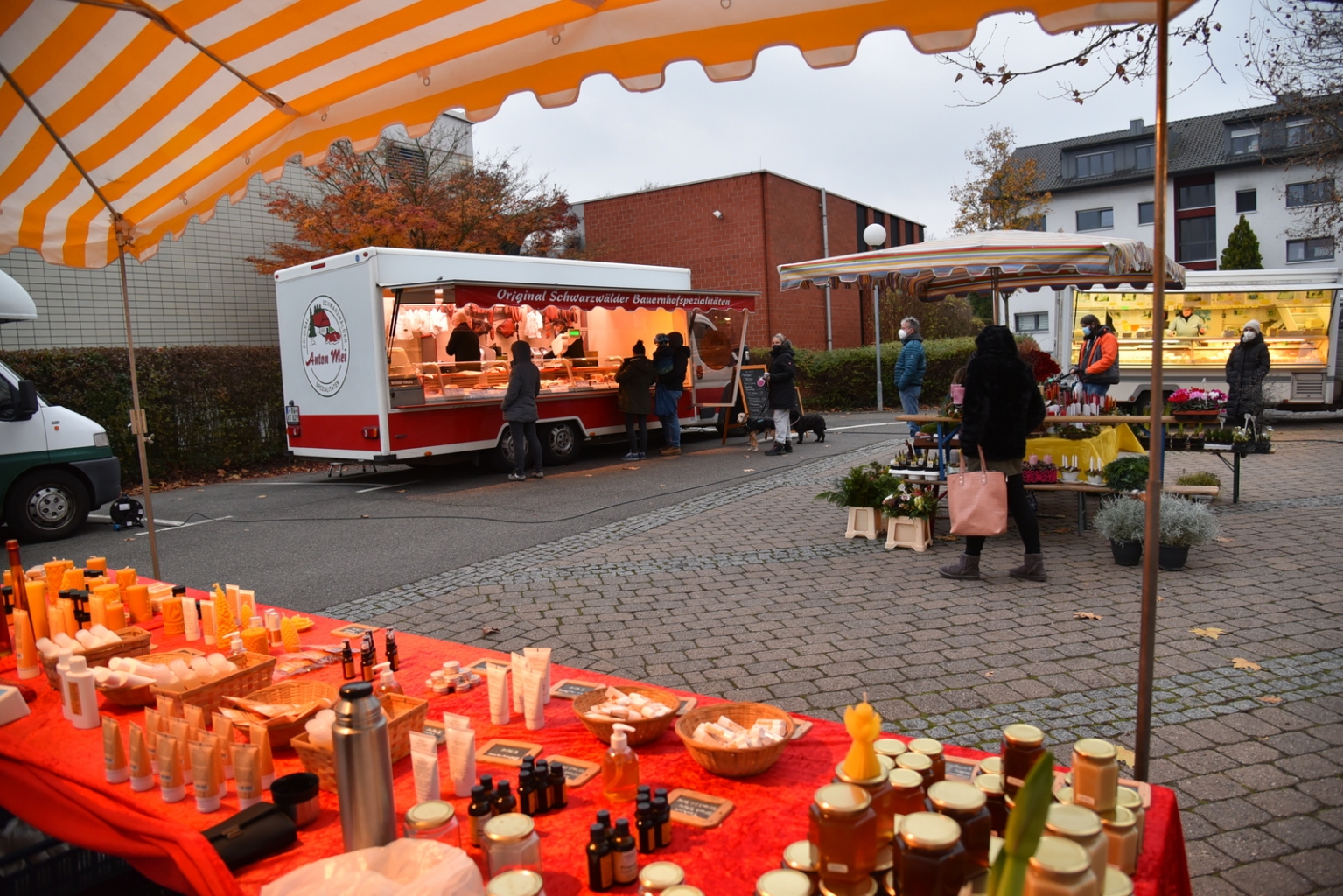 Blick über den Wochenmarkt