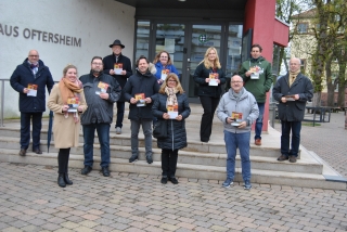 Vertretern der „Bürgerinitiative Plankstadt und angrenzende Gemeinden“ (BiP), Fraktionsvertretern des Oftersheimer Gemeinderates, Bürgermeister Jens Geiß und Bürgermeisterin Patricia Rebmann sowie Bürgermeister-Stellvertreter Gerhard Waldecker Vertretern der „Bürgerinitiative Plankstadt und angrenzende Gemeinden“ (BiP), Fraktionsvertretern des Oftersheimer Gemeinderates, Bürgermeister Jens Geiß und Bürgermeisterin Patricia Rebmann sowie Bürgermeister-Stellvertreter Gerhard Waldecker