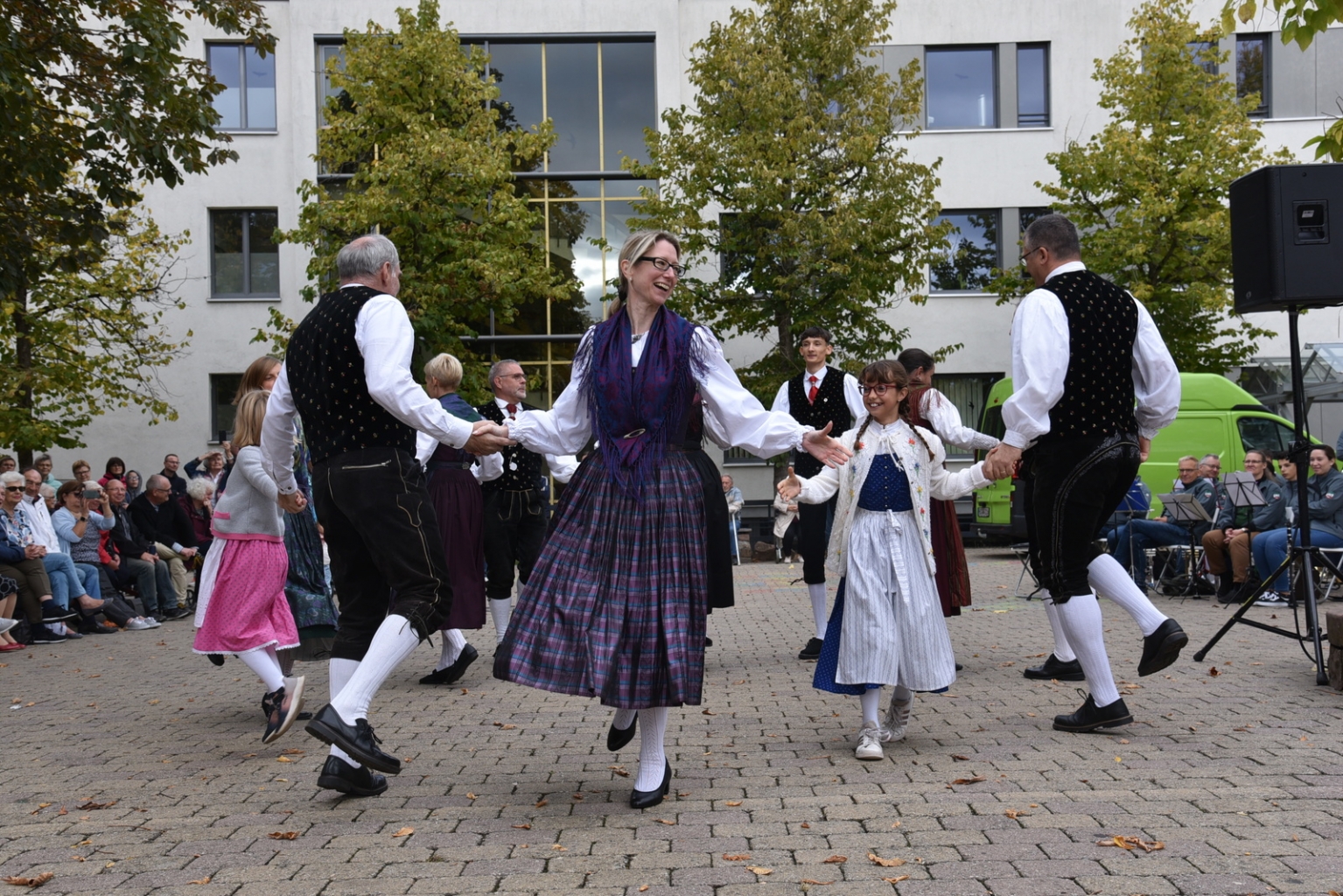 Die Böhmerwäldler tanzten.