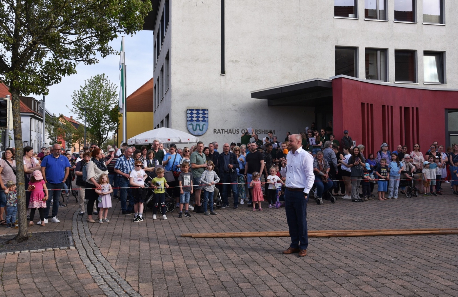 Bürgermeister Pascal Seidel begrüßte die zahlreichen Zuschauer.