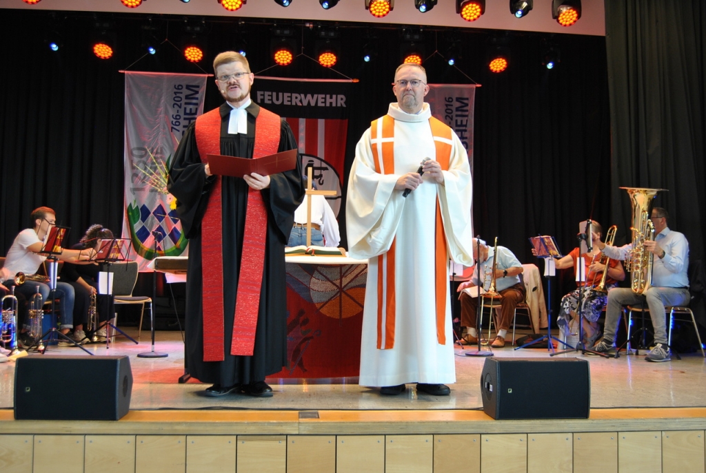 Ökumenischer Gottesdienst.jpg Ökumenischer Gottesdienst.jpg